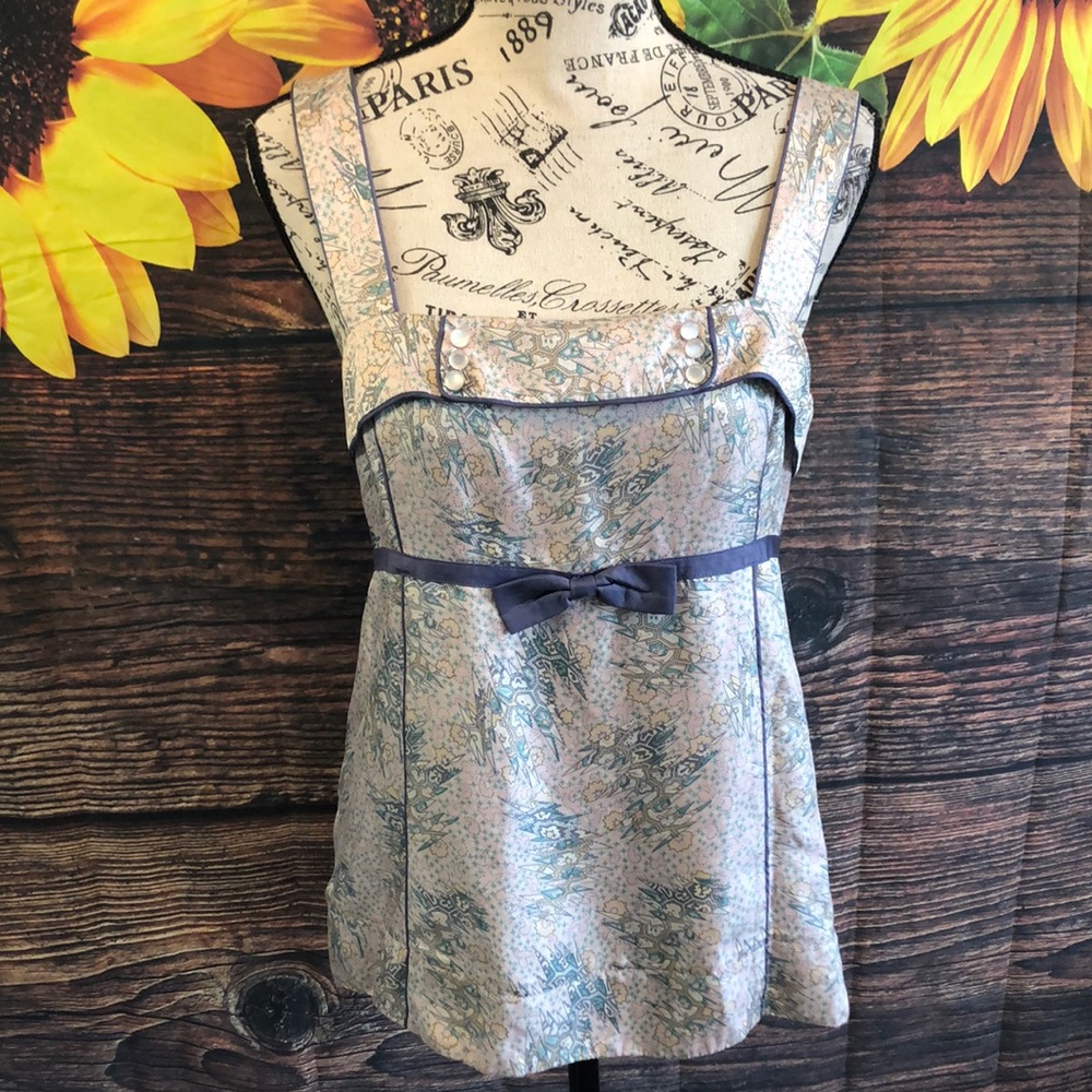 Marc Jacobs Silk Top with Bow Sleeveless Size 6